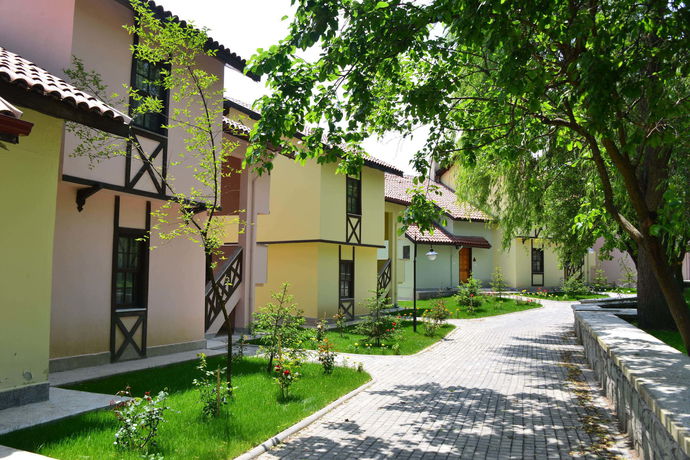 Imagen del bar/restaurante del Vonresort Abant. Foto 9