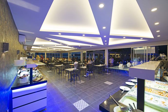 Imagen del bar/restaurante del Voxx Marmaris Beach Hotel - Adult Only. Foto 2