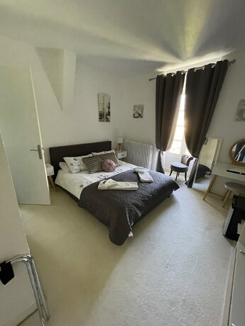 Imagen de la habitación del Vue du Ch&acirc;teau d\'Excideuil. Foto 15