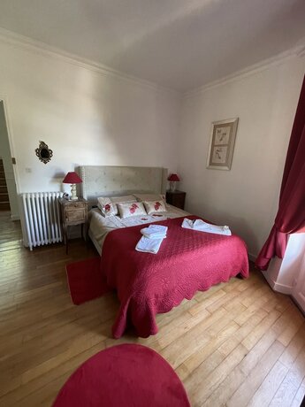 Imagen de la habitación del Vue du Ch&acirc;teau d\'Excideuil. Foto 17