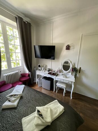Imagen general del Vue du Ch&acirc;teau d\'Excideuil. Foto 5
