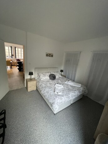 Imagen general del Vue du Ch&acirc;teau d\'Excideuil. Foto 10