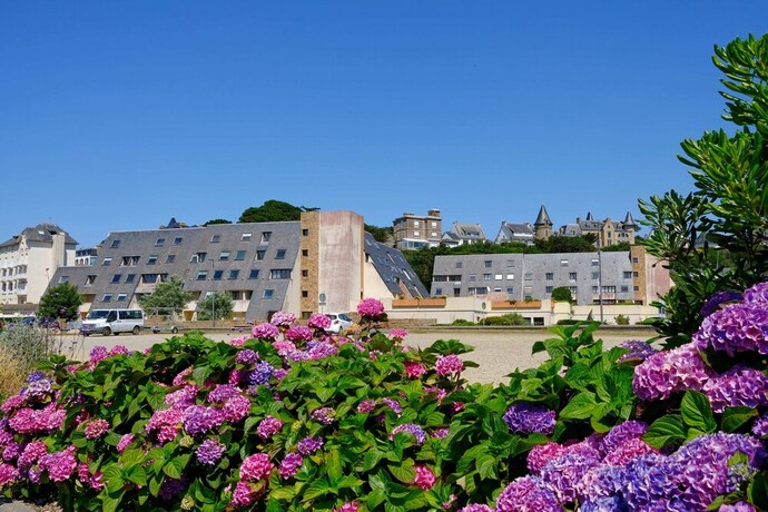 Imagen general del Vvf C&ocirc;te De Granit Rose &agrave; Tr&eacute;beurden. Foto 8