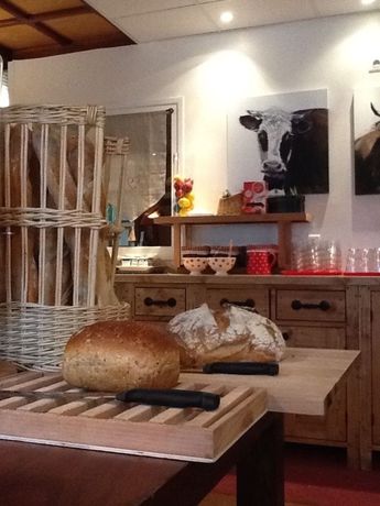 Imagen de la piscina del Vvf H&ocirc;tel Saint Fran&ccedil;ois Longchamp. Foto 16