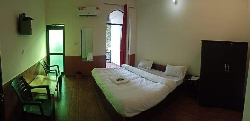 Imagen de la habitación del Vyanjan Hotel And Restaurant. Foto 17