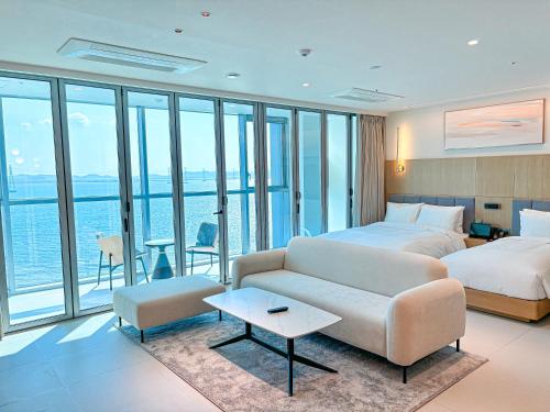 Imagen de la habitación del WAVEM HOTEL west. Foto 18