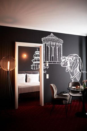 Imagen de la habitación del WDREI Hotel. Foto 11