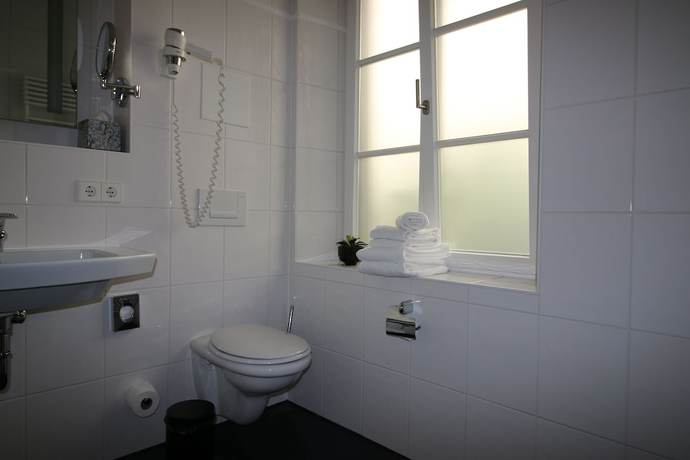 Imagen de la habitación del WDREI Hotel. Foto 14