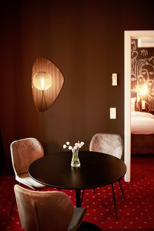 Imagen de la habitación del WDREI Hotel. Foto 18