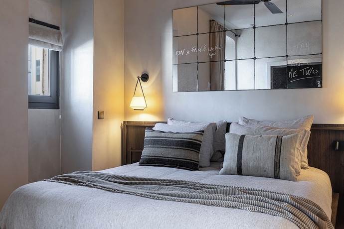 Imagen de la habitación del Wabi-Sabi H&ocirc;tel Lorrain. Foto 2