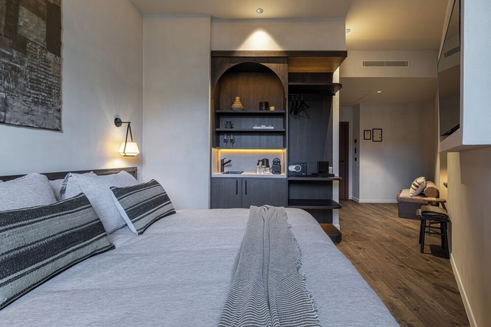 Imagen de la habitación del Wabi-Sabi H&ocirc;tel Lorrain. Foto 4