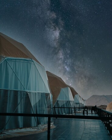 Imagen de la habitación del Wadi Rum Desert Dunes Luxury Camp. Foto 16