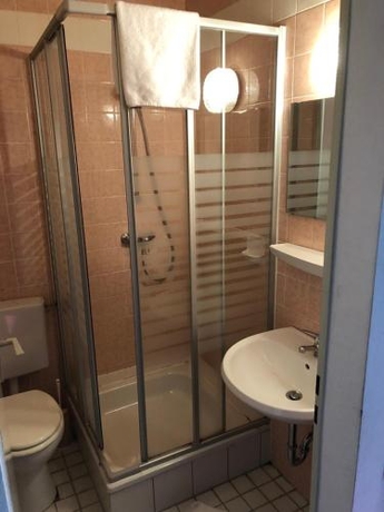 Imagen de la habitación del Waldhotel. Foto 7