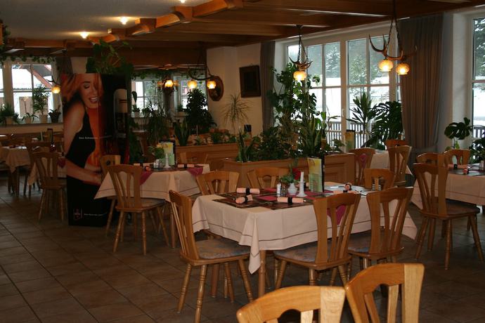 Imagen del bar/restaurante del Waldhotel Hubertus. Foto 5