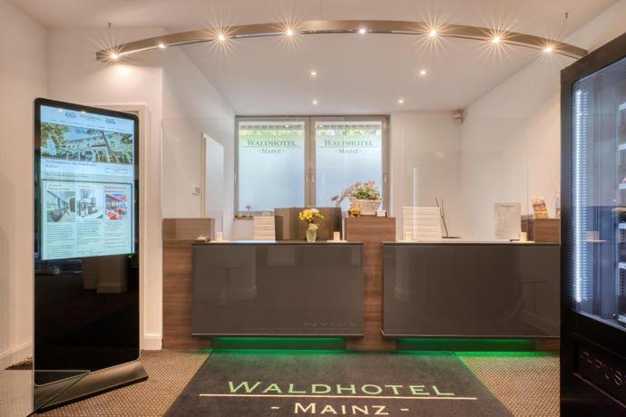 Imagen de los interiores del Waldhotel, Mainz. Foto 8
