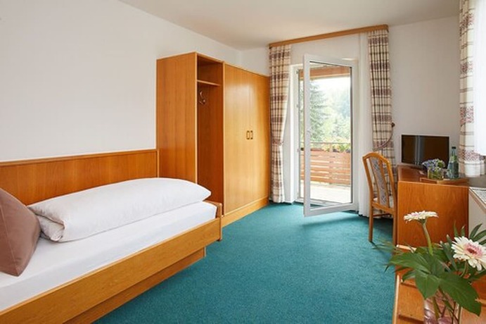 Imagen de la habitación del Waldhotel Tannmuehle. Foto 2
