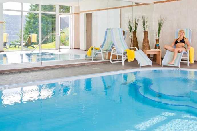 Imagen de la piscina del Waldhotel Wiesemann. Foto 15
