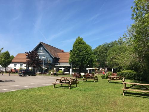 Imagen general del Waterside by Greene King Inns, Warrington. Foto 5