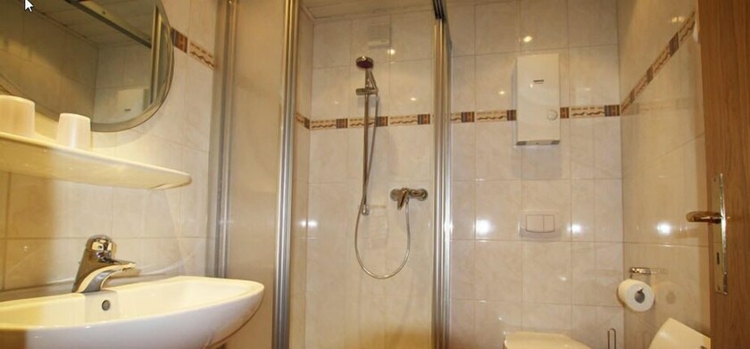 Imagen de la habitación del Weingut G&auml;stehaus Derkum. Foto 13