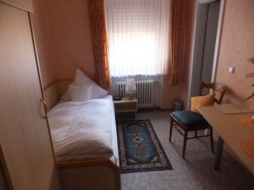 Imagen de la habitación del Weinhotel Hubertus. Foto 8