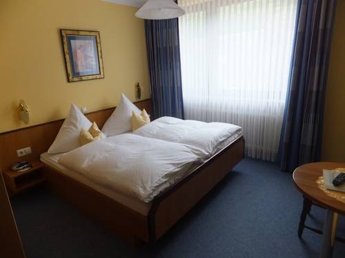 Imagen de la habitación del Weinhotel Hubertus. Foto 11