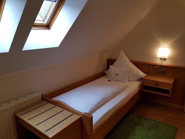 Imagen de la habitación del Weinhotel Klosterm&uuml;hle. Foto 10