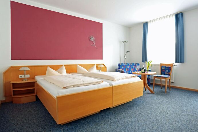 Imagen de la habitación del Weinstube Schwalbennest. Foto 19