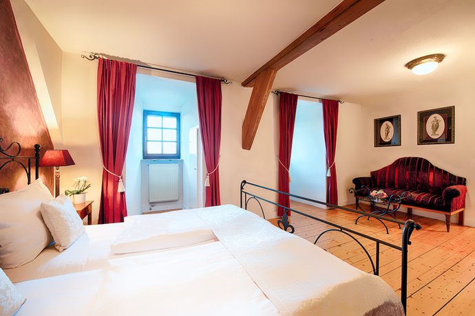 Imagen de la habitación del Welcome Hotel Schloss Lehen. Foto 18