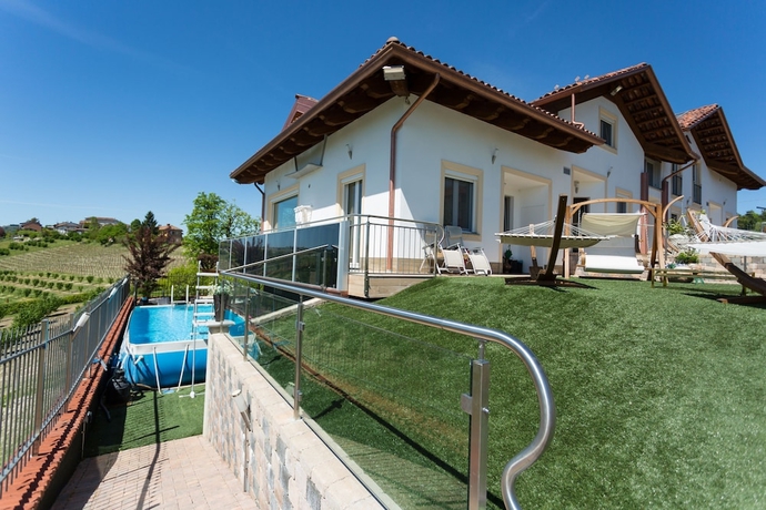 Imagen de la piscina del Wellness Suite Na Canun&agrave;. Foto 19