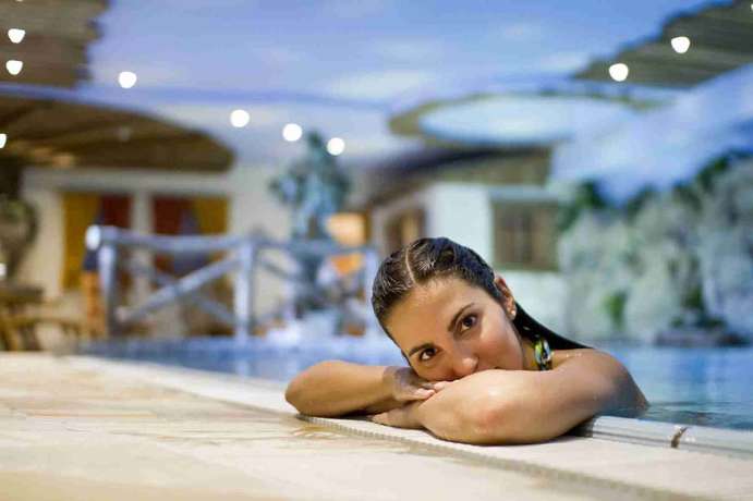 Imagen de la piscina del Wellnesshotel B&uuml;rgerstuben, Willingen. Foto 18