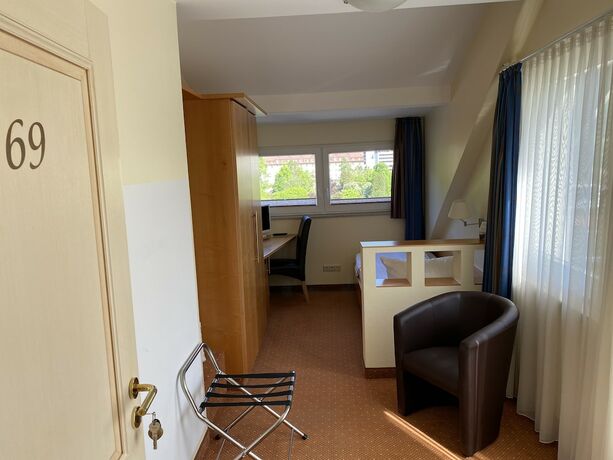 Imagen de la habitación del Wellnesshotel Rothfuss mit Spa und 2 Schwimmb&auml;dern. Foto 14