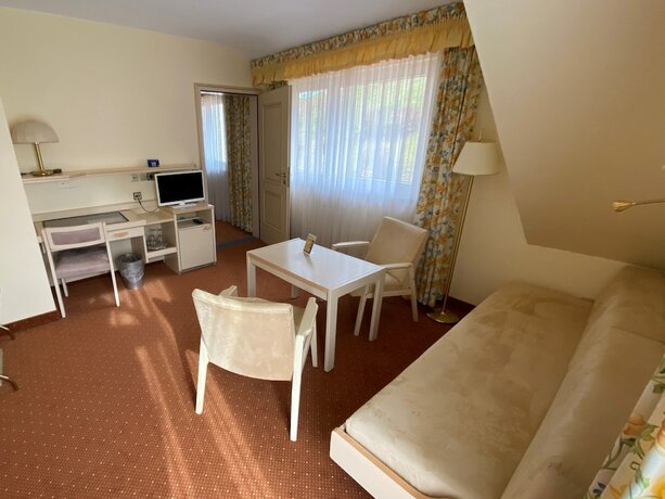 Imagen de la habitación del Wellnesshotel Rothfuss mit Spa und 2 Schwimmb&auml;dern. Foto 19