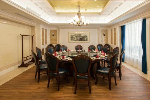 Imagen de la habitación del Wen De Fu Hotel. Foto 8