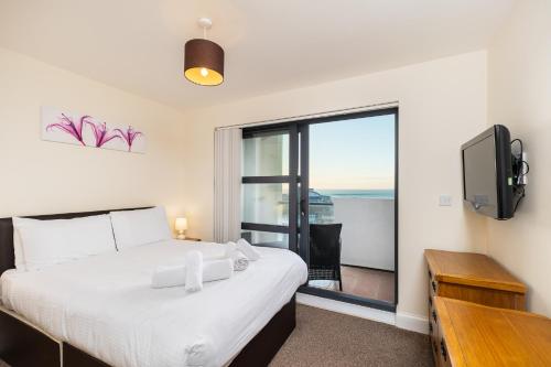 Imagen general del West Beach - Holiday Apartments. Foto 2