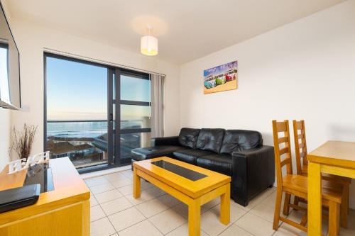 Imagen general del West Beach - Holiday Apartments. Foto 3