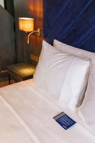 Imagen de la habitación del West Door Hotel. Foto 11