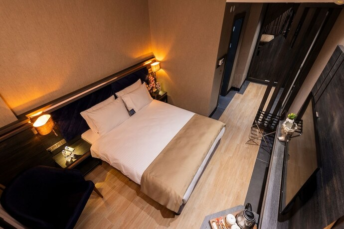 Imagen de la habitación del West Door Hotel. Foto 12