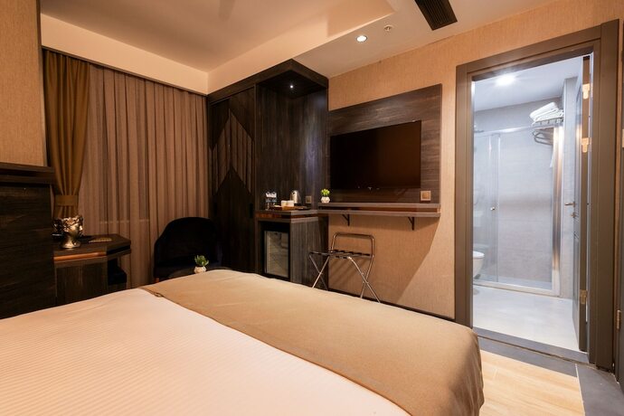 Imagen de la habitación del West Door Hotel. Foto 17