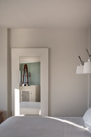 Imagen de la habitación del West East Suites. Foto 19