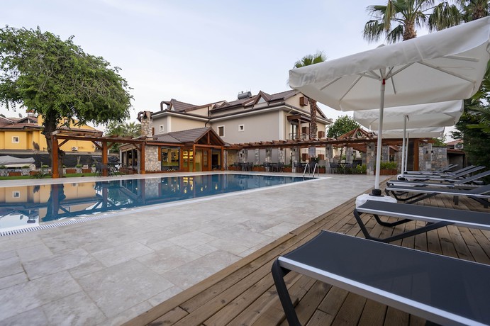 Imagen de la piscina del West House Exclusive Hotel Gocek. Foto 20