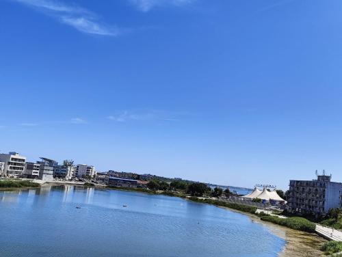 Imagen general del White Boutique Hotel- EFORIE NORD. Foto 2