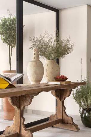 Imagen general del White City Limassol - Boutique Aparthotel. Foto 1