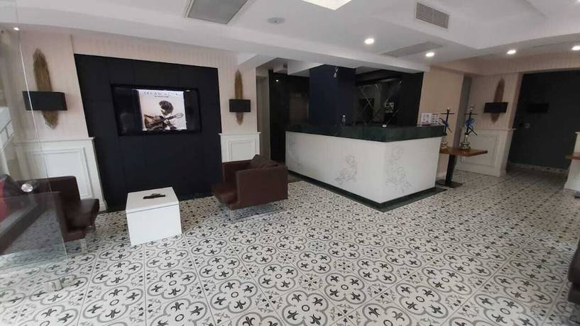 Imagen de los interiores del White Golden Suite Hotel. Foto 20