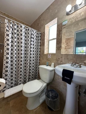 Imagen de la habitación del White Horse Motel. Foto 12