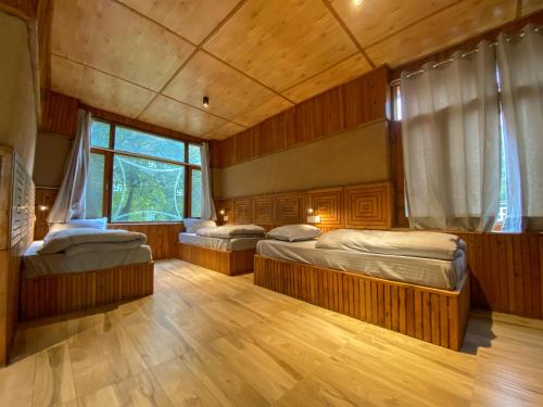 Imagen de la habitación del Whoopers Hostel Jibhi. Foto 18