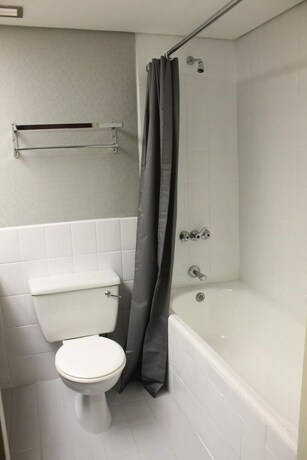 Imagen de la habitación del Wilderness Beach Hotel. Foto 6