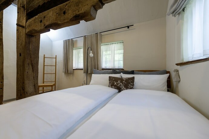 Imagen de la habitación del Wildland Natural Resort. Foto 14
