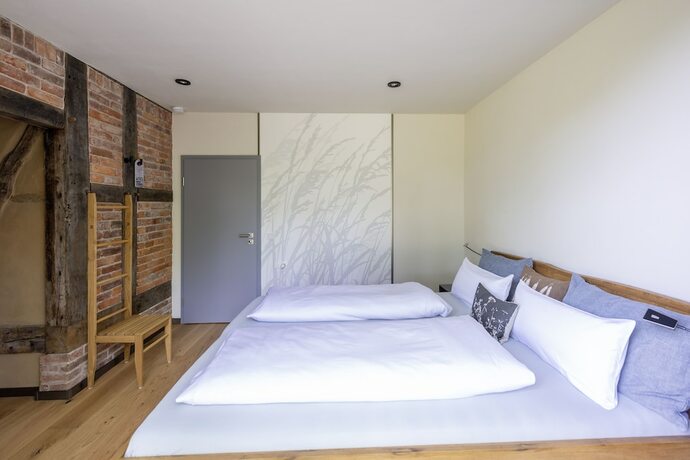 Imagen de la habitación del Wildland Natural Resort. Foto 16