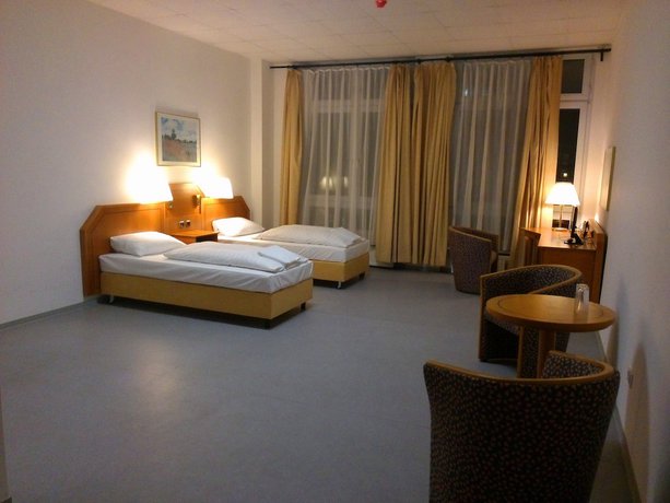 Imagen de la habitación del Willy Hotel Frankfurt. Foto 8