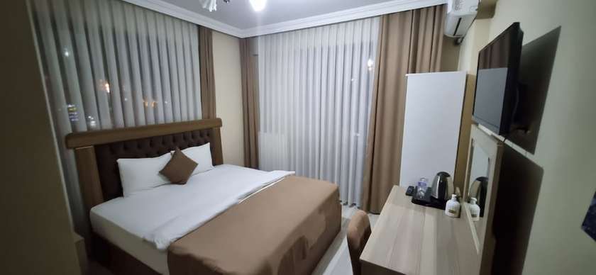 Imagen de la habitación del Wind Hotel. Foto 13